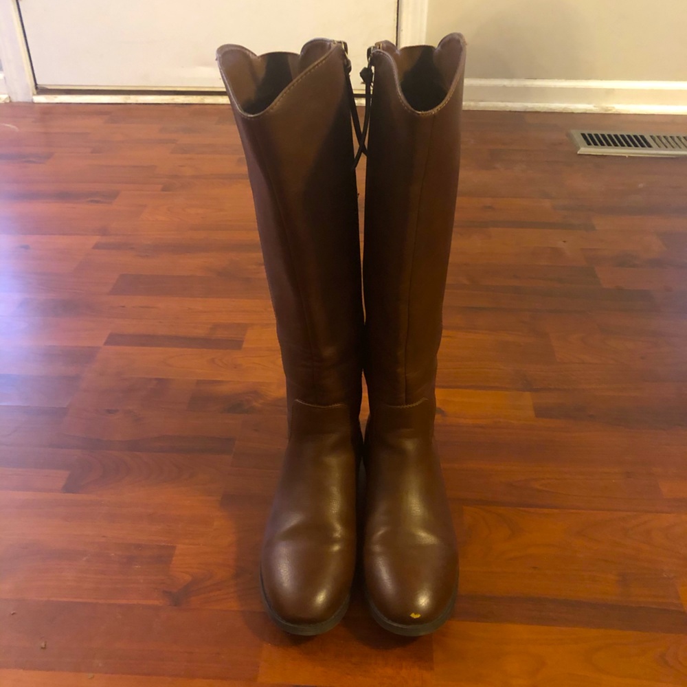 Universal Threads riding boots